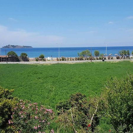 Islands Apartments ペトラ エクステリア 写真