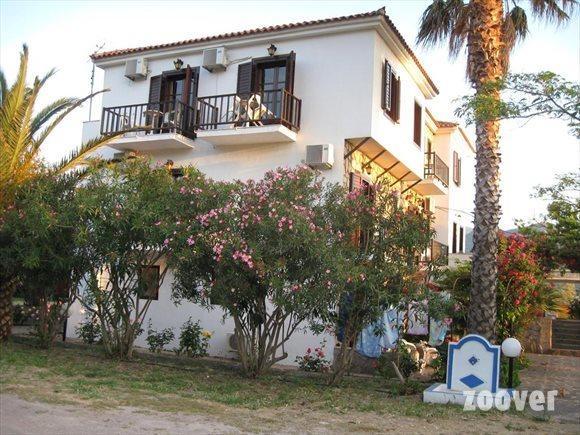 Islands Apartments ペトラ エクステリア 写真